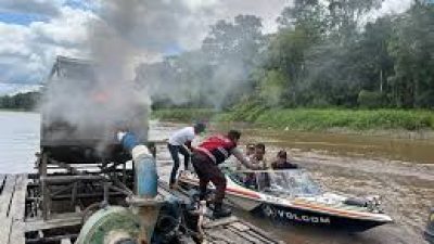 Polisi Tertibkan Tambang Ilegal Sungai Sala
